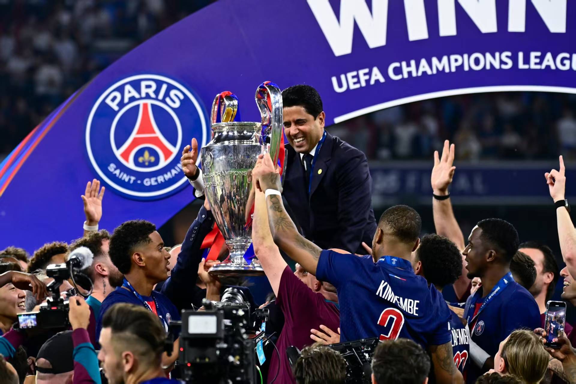 转折点！亚特兰大再遭质疑，法甲转会期攻防权衡，悬念犹存，阵容厚度经受考验的简单介绍-MK体育